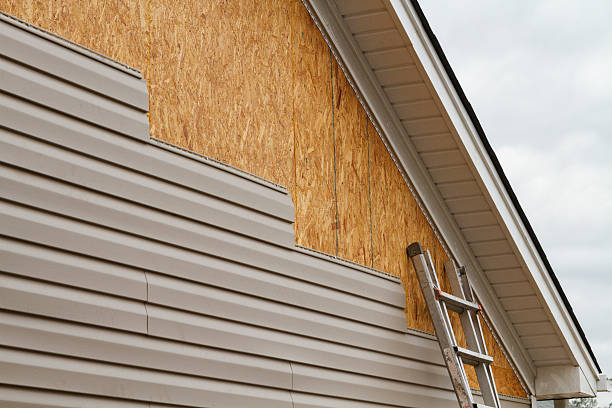 24/7 Emergency Storm Damage Siding Repair experts in Sparta, IL